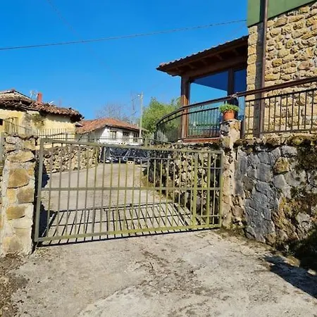 Asturias El Cobayin Zona Picos Europa *