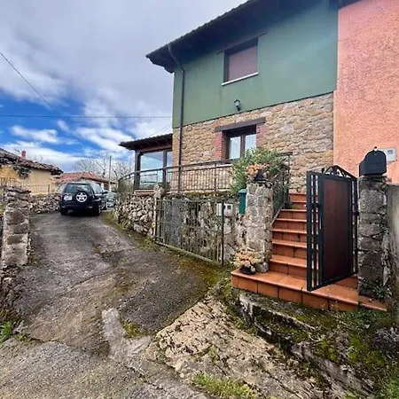 Asturias El Cobayin Zona Picos Europa Tatil Evi Llames de Parres