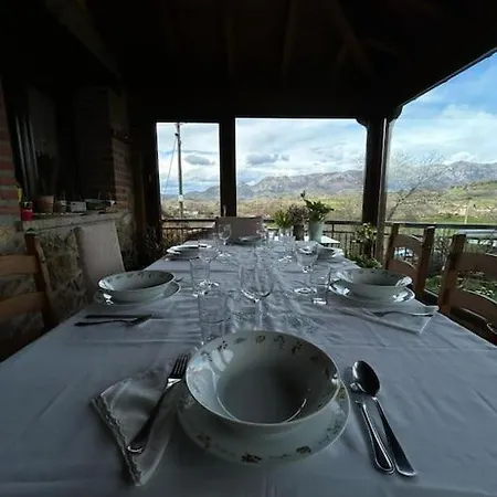 Asturias El Cobayin Zona Picos Europa Tatil Evi Llames de Parres